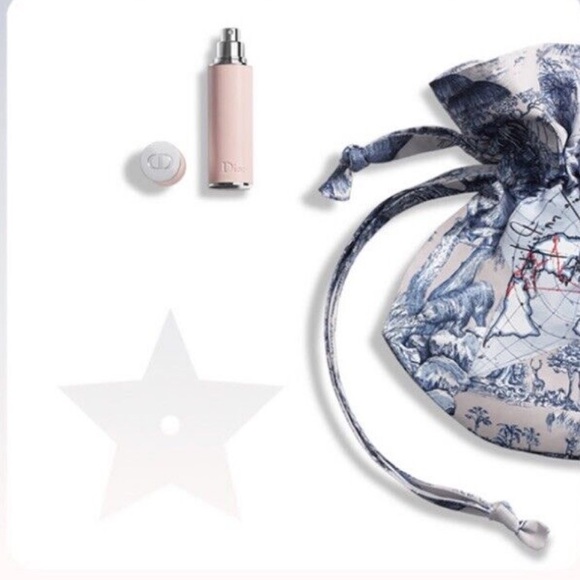 Authentic Dior Draw String Pouch & Refillable Travel Spray. New. Comes With Box. - Picture 2 of 9